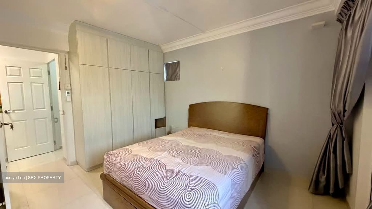 Blk 213 Bukit Batok Street 21 (Bukit Batok), HDB 4 Rooms #563780941